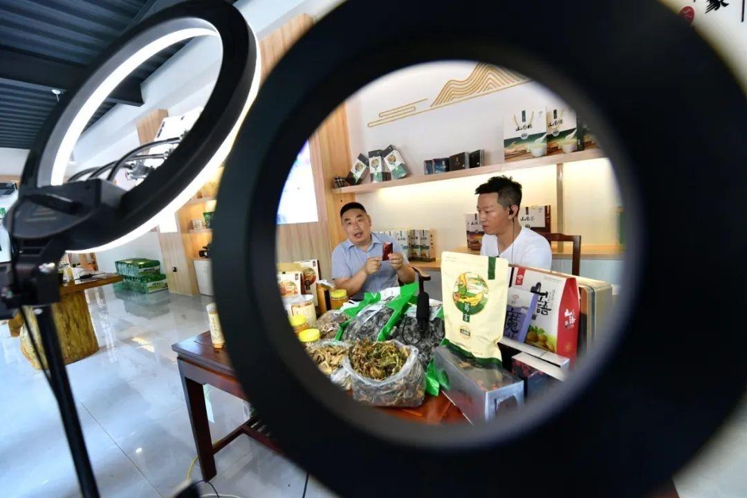 新媒體直播在氣象科普中的應用，以各種災害性天氣為例(圖9)