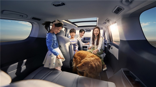 上汽大通MAXUS G70五星滿配標(biāo)準(zhǔn)，別再問(wèn)家庭用車(chē)15萬(wàn)左右哪款好了！(圖2)