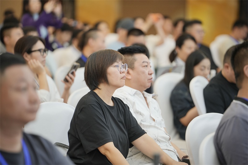 南方網(wǎng)通第二十五屆渠道商交流大會，成功狙擊營銷新市場！(圖48)