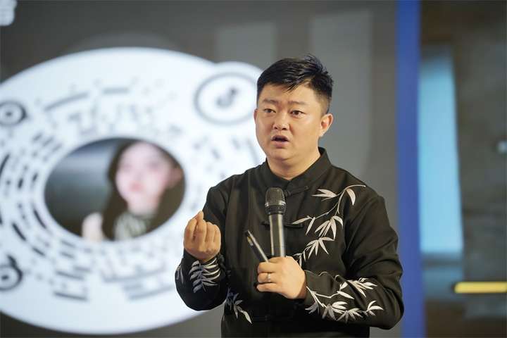 南方網(wǎng)通第二十五屆渠道商交流大會(huì)暨樹品5.0發(fā)布會(huì)成功召開(圖6)