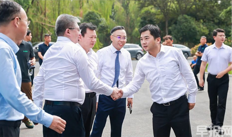 浦諾菲蘇州新產(chǎn)線落成暨尊膜零售渠道會議完美落幕(圖2)
