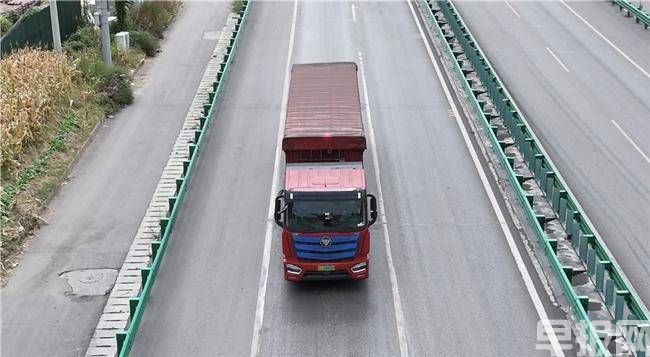 一車一年省15萬！深度適應煤炭倒短 26臺歐曼智藍讓張經理運輸團隊如虎添翼(圖5)