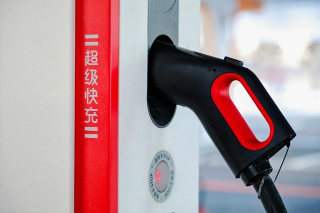 華為超充通過中汽冬測，極寒挑戰(zhàn)彰顯卓越性能(圖3)