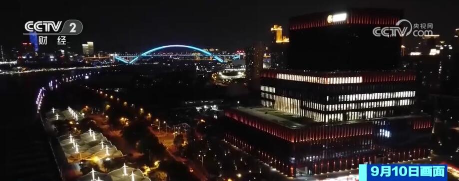 特色集市陸續(xù)登場 打造濱江公共空間新場景